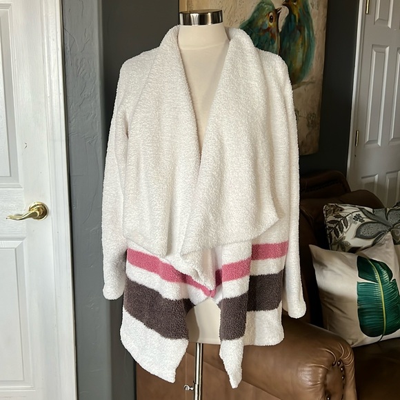 New York & Company Cozy Plush Boucle Flyaway Sweater Cardigan - Picture 1 of 10